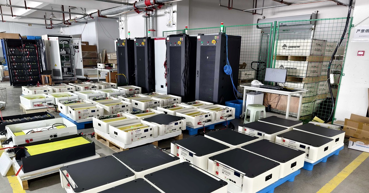 Inside the CHSHNY Smart Manufacturing Workshop: Standardized Production Strengthens Energy Storage Product Delivery